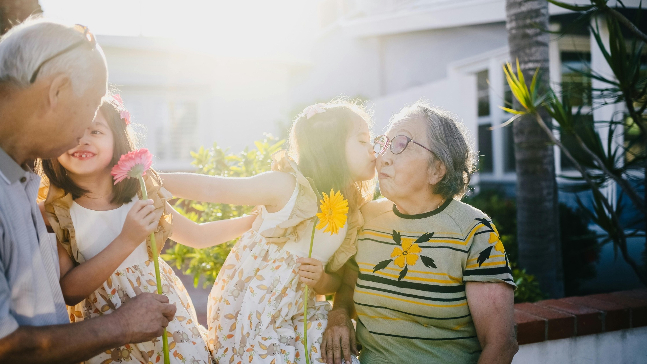 Summer Health Tips for Seniors and Caregivers and Caregivers